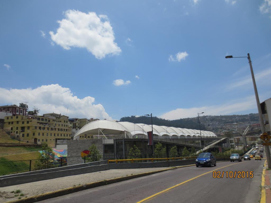 Hotel Cumanda Alfaro Kültér fotó
