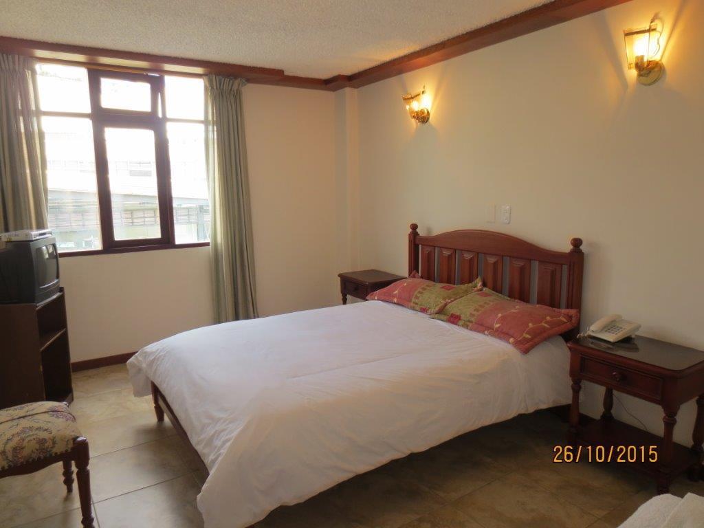 Hotel Cumanda Alfaro Kültér fotó