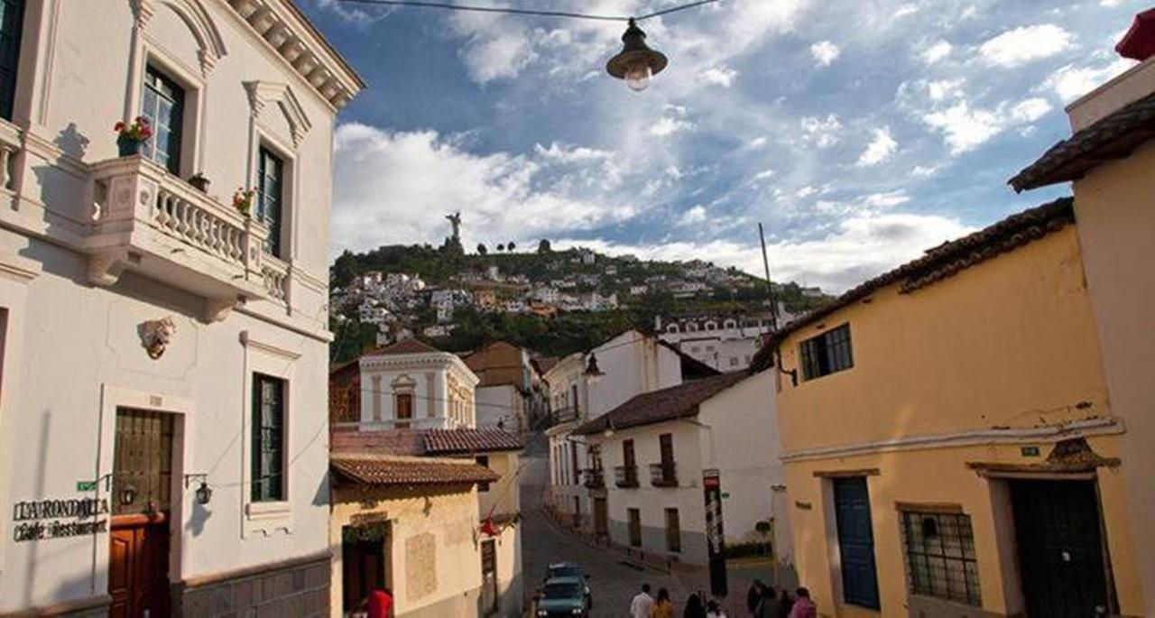 Hotel Cumanda Alfaro Kültér fotó