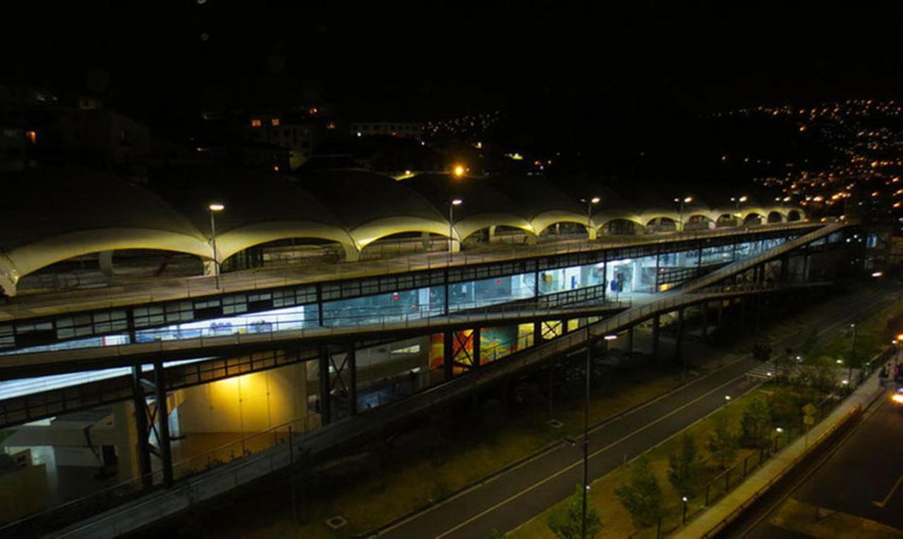 Hotel Cumanda Alfaro Kültér fotó